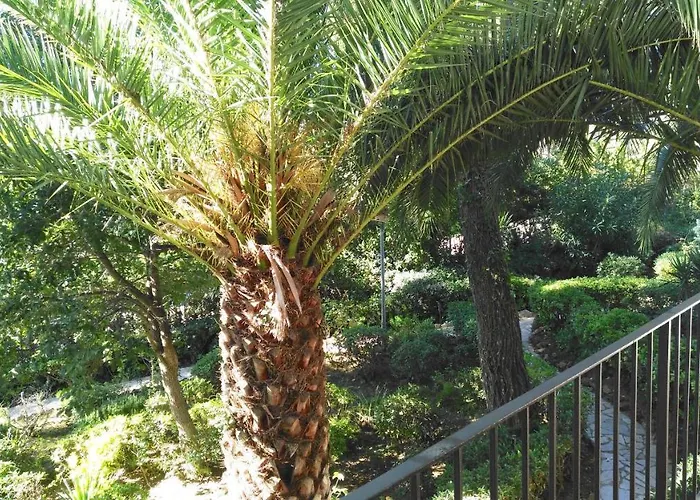 Clip B-2 - Апартаменты *